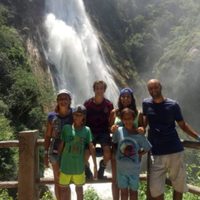 “Ayudanos a volver a casa”: el ruego de una familia de San Martín de los Andes