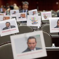 Legisladores toman tribuna y exigen renuncia de Miranda Nava por ofender a diputada de Morena
