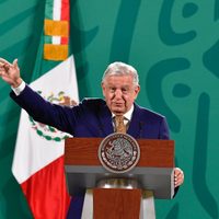 Los medios "magnifican" la violencia política dice López Obrador y les pide ética