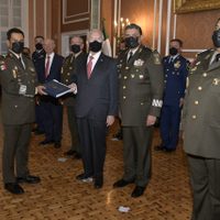 Entregan al Ejército título de concesión para administrar y operar el aeropuerto de Santa Lucía