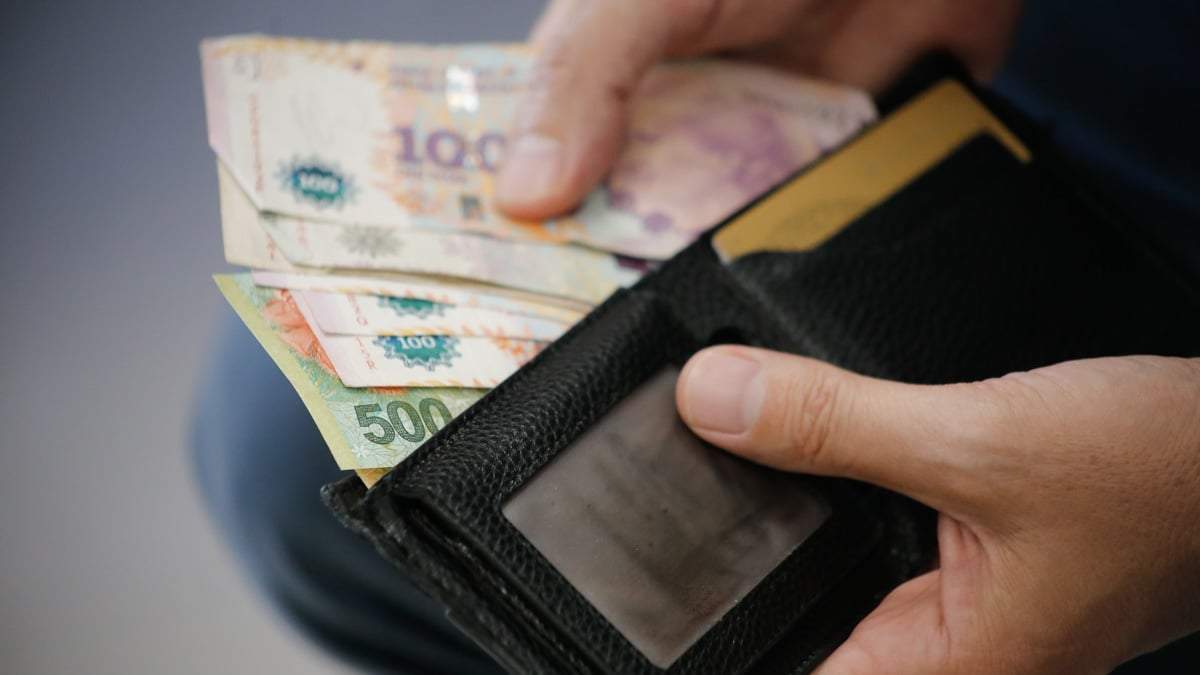 El salario no pudo vencer a la inflación. Fuente: (Twitter)