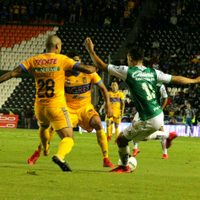 Tigres rescata el empate ante León en el Nou Camp (Video)