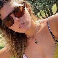 “Para ti…”: Loly Antoniale en medio de los rumores y una foto con un palo incluido. ¿Para Rial?