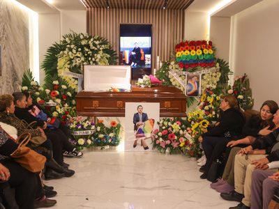 Dan último adiós a magistrade Ociel Baena en panteón de su natal Saltillo