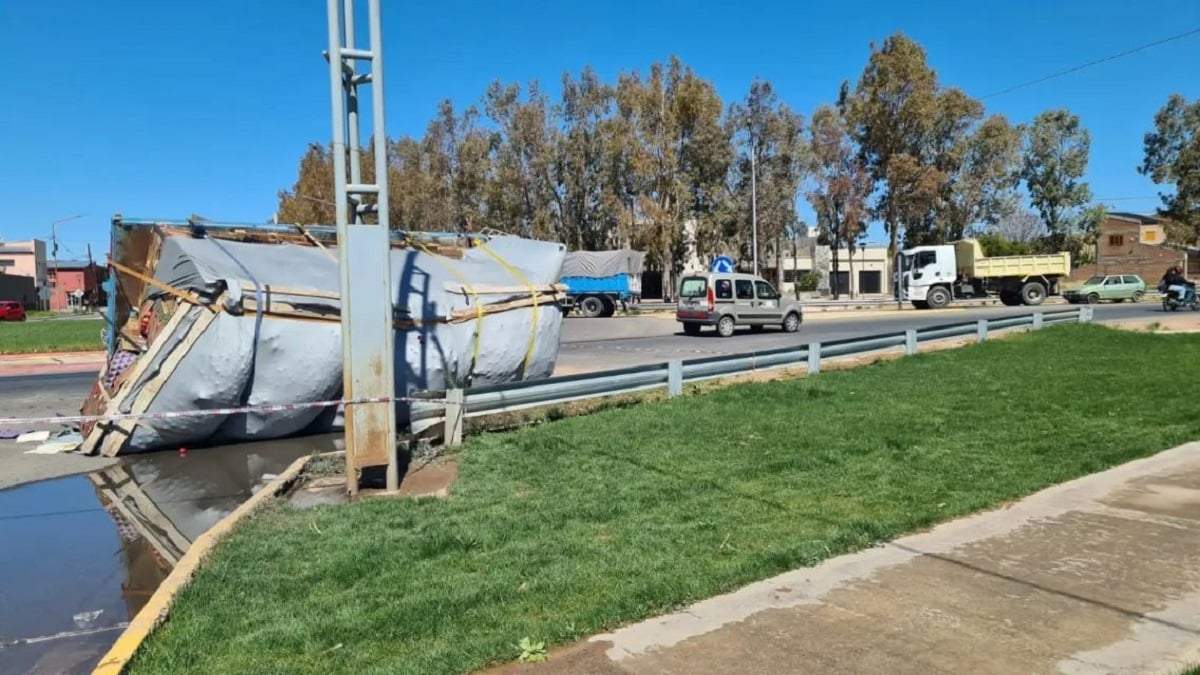 Por el accidente se generó un caos vehicular en el lugar. Fuente: (Facebook)