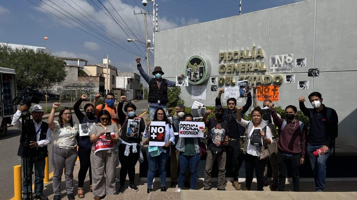 Periodistas manifiestan su inconformidad ante crímenes
