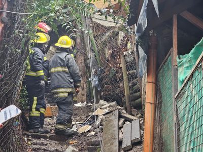 Un deslave se llevó una vivienda que era ocupada por una persona en el cerro Curruhinca
