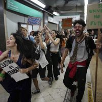 Milei blinda su veto a la financiación universitaria y concreta golpe a la educación pública