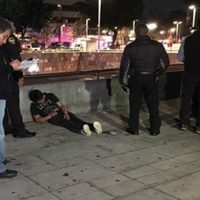 Detienen a hombre que disparó a policías en plaza Pino Suárez