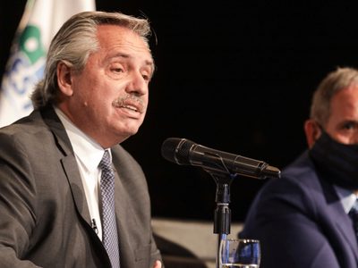 Alberto Fernández: "Vamos a vencer a la pandemia todos unidos"