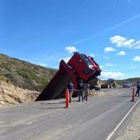 Un camión de Vialidad Nacional cayó en el deslave de la Ruta Nacional 40