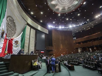 Todo listo para legalizar el uso arbitrario de la publicidad oficial
