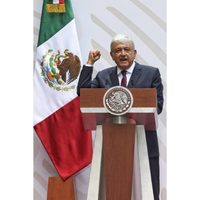 AMLO ignora propuestas de la IP; asegura que su plan no es "neoporfirista"