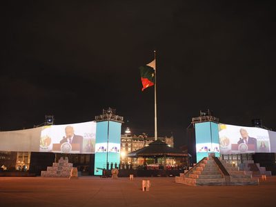 Revelan que Sedena gastó 34 mdp en el acto para la conmemoración del bicentenario