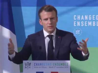 Macron responde a los 'chalecos amarillos”: No cambiaremos de rumbo