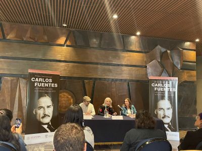 Habrá un libro sobre las cartas entre Octavio Paz y Carlos Fuentes: Silvia Lemus