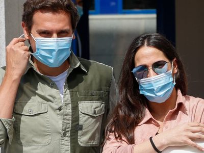 Los rumores que persiguen a Malú y Albert Rivera después de su ausencia en redes
