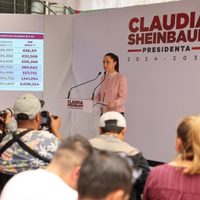 Sheinbaum aclara cómo iniciará el reparto de apoyo a mujeres de 60 a 64 años