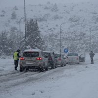 El temporal afectó la circulación en las rutas y hay varados en la terminal de Bariloche
