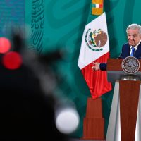 AMLO pide al CJF investigar a jueces tras freno a reforma eléctrica