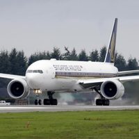 Varios heridos del vuelo de Air Singapore necesitan cirugía en la columna