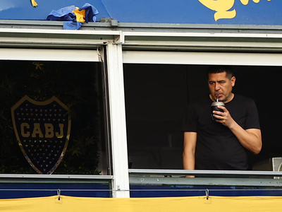 ¿Qué dirá Riquelme?: pese a ser despido hace poco, una figura de Boca volvió al club