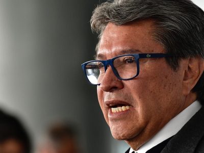 Monreal: no aceptaremos regresiones en la reforma sobre vacaciones dignas