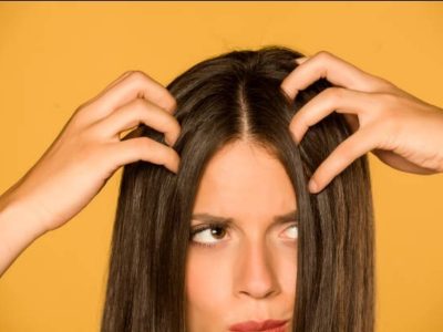 No gastes de más: el ingrediente de cocina que deja tu cabello sin caspa, saludable y con brillo por varias semanas