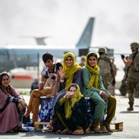 Chile planea recibir a casi 300 personas que buscan huir de Afganistán