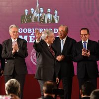 Gasoductos, de leoninos a propagandísticos