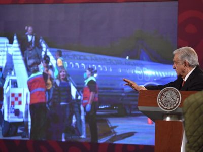 AMLO anuncia “puente aéreo” para sacar a los mexicanos de Israel