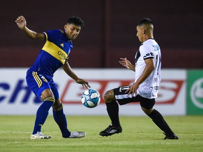Los increíbles memes de la sufrida victoria de Boca ante Claypole