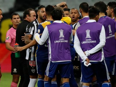 Escándalo en Brasil: la Policía legitimó la represión contra el plantel de Boca