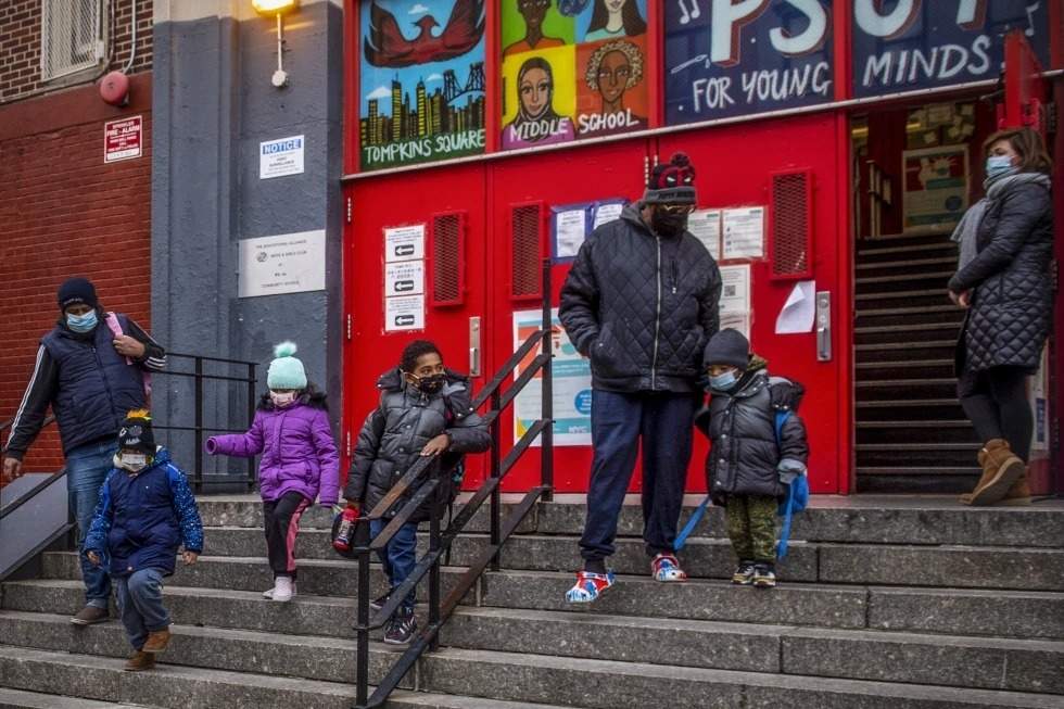 Escuelas públicas de Nueva York dicen a administración de Trump que no cumplirán con la orden DEI