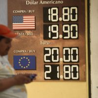 Peso intenta recuperarse, pero la guerra en Medio Oriente lo sigue presionando