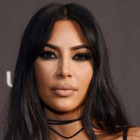 Kim Kardashian dio una terrible confesión: "Me golpeó hasta sangrar"
