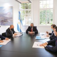 Fernández firmó dos convenios para desarrollar al sector energético de Formosa y Santiago del Estero
