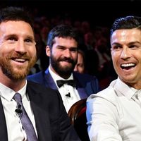 "Nunca habrá nadie como él": la figura mundial que eligió entre Lionel Messi y Cristiano