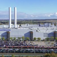 Volkswagen planea cerrar al menos tres plantas en Alemania
