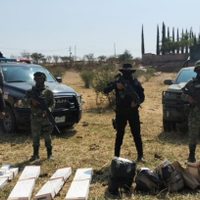 Aseguran 24 mil dosis de cristal y armas tras enfrentamiento entre Sedena y CJNG en Jalisco