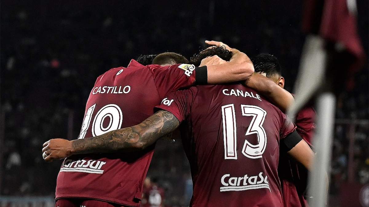 Canale, un ex Tomba, abrió la cuenta.
