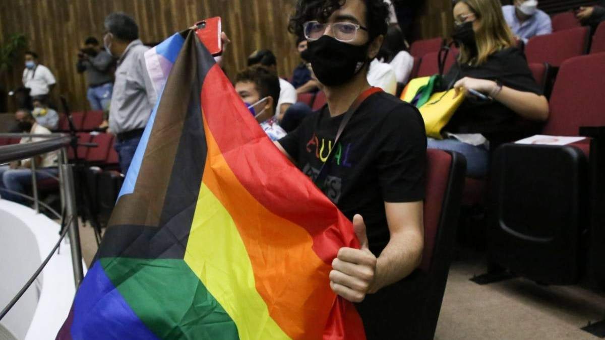 Activistas en el Congreso de Yucatán
