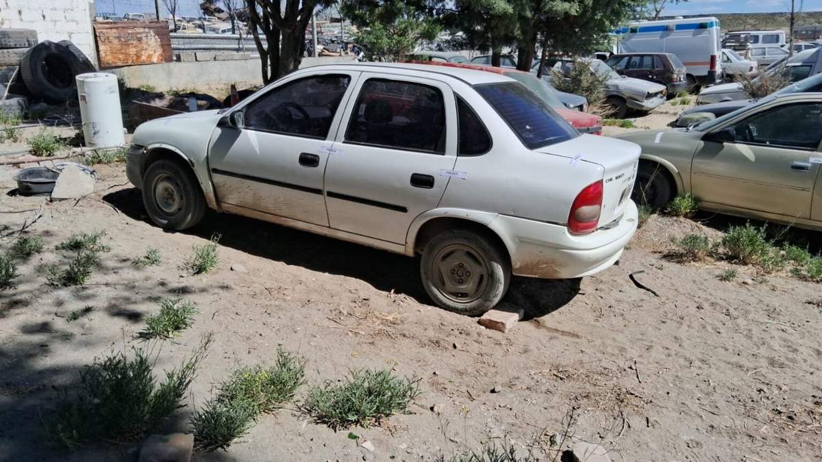 El vehículo quedó secuestrado. Fuente: (Zapala Noticias).
