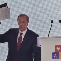 AMLO, un peligro para la seguridad y el empleo; ha renunciado a sus principios de austeridad: Meade