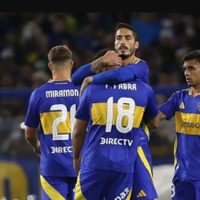 Quién es la famosa, ex de un cantante argentino, con la que sale una estrella de Boca