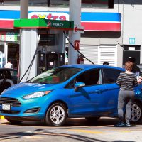 Se va agosto y llega el gasolinazo