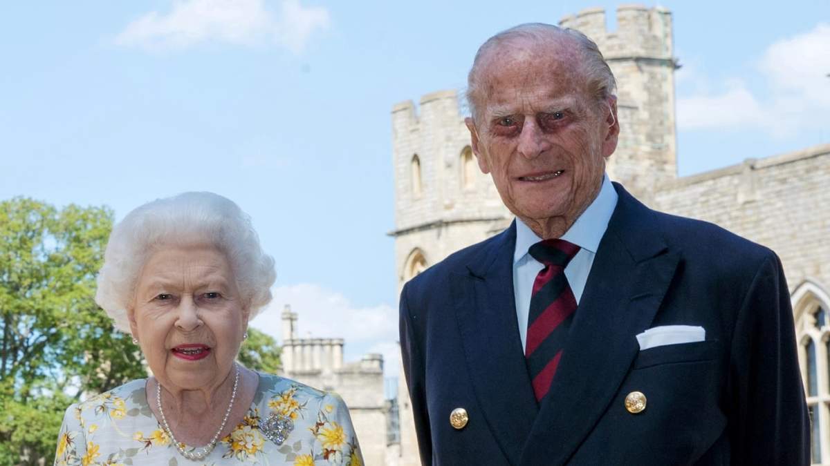 La reina Isabel II y el duque de Edimburgo. Fuente: (Instagram)