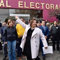 Xóchitl Gálvez denuncia ante el INE a Claudia Sheinbaum por presunto desvío de recursos públicos