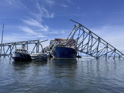 Departamento de Justicia presenta demanda de 100 mdd por derrumbe de puente en Baltimore