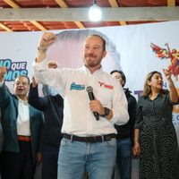Morena va contra TECDMX por licencia de Santiago Taboada